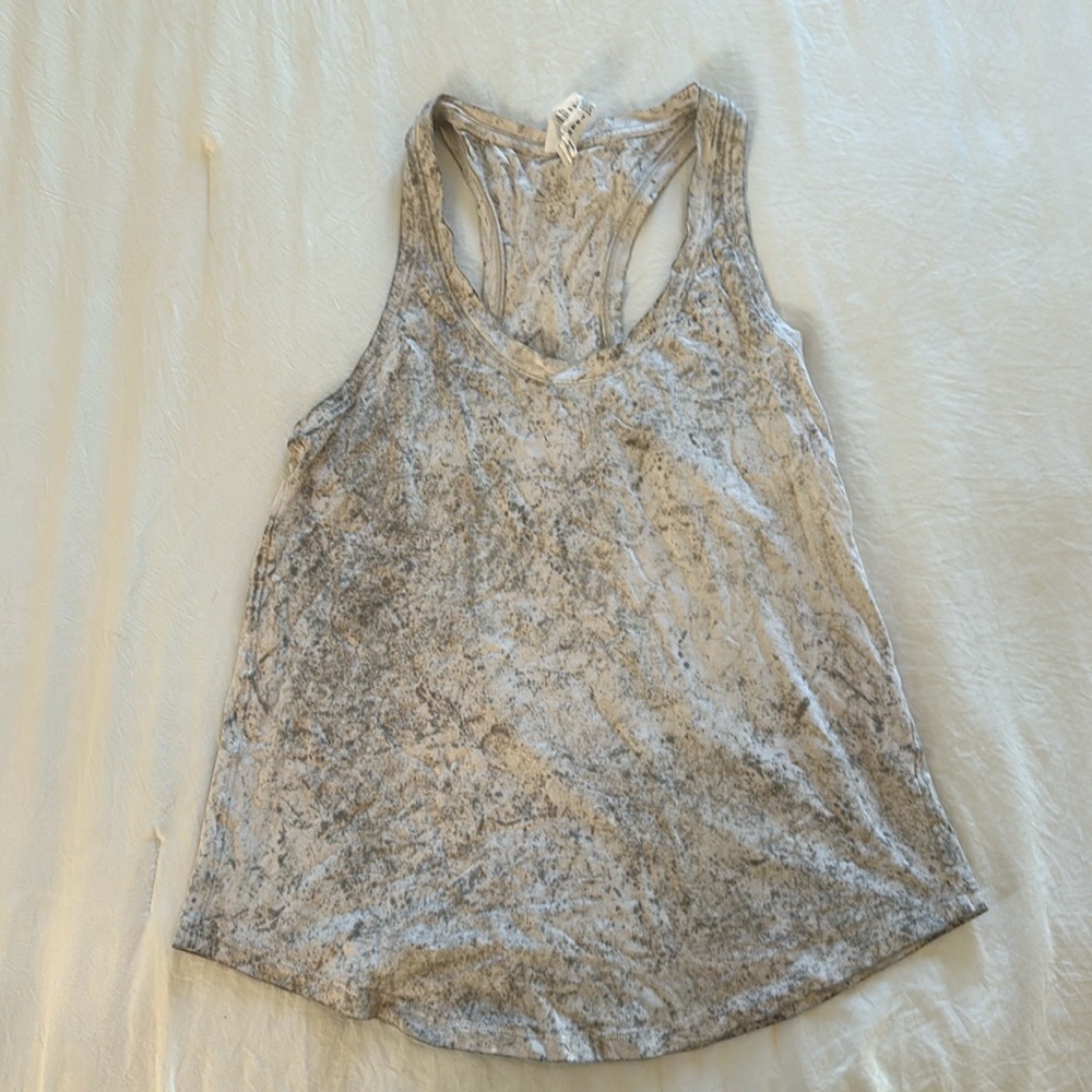 Lululemon tank top